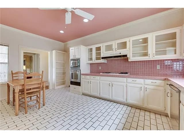 Before kitchen remodel photo