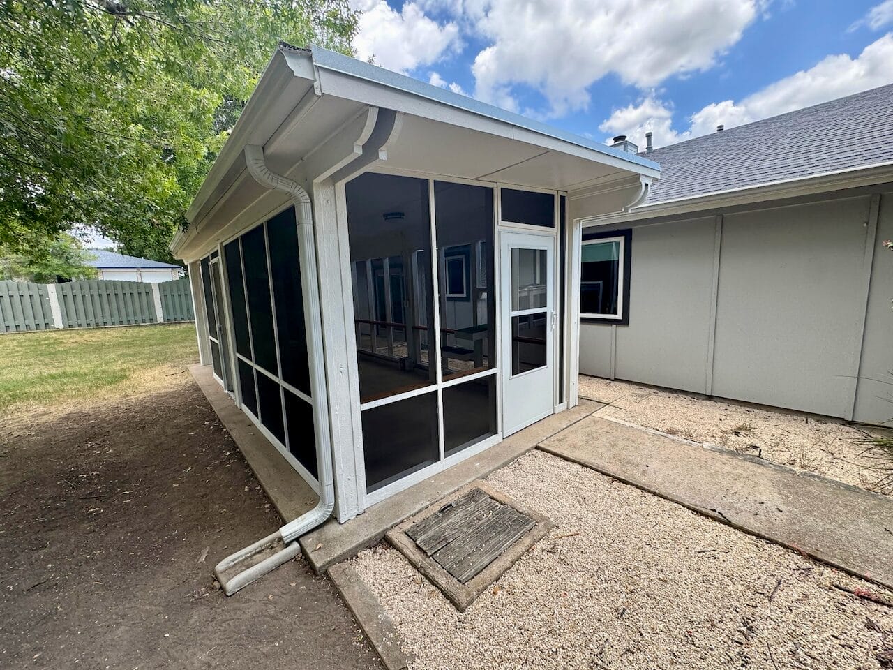 Screened in Patio with pass through to home - Catio and Cat Lovers Paradise